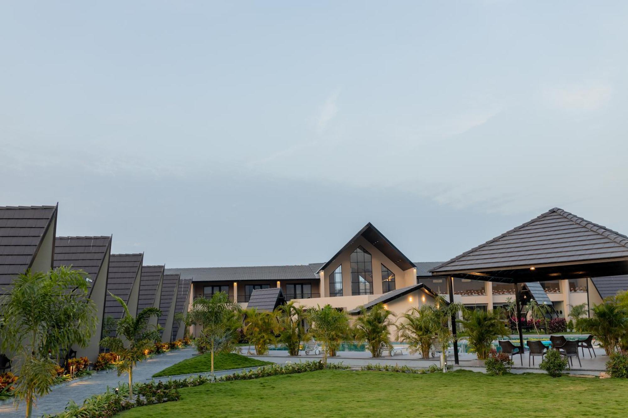 Regenta Resort Vindhyachal, Statue Of Unity Kevadia Exterior photo